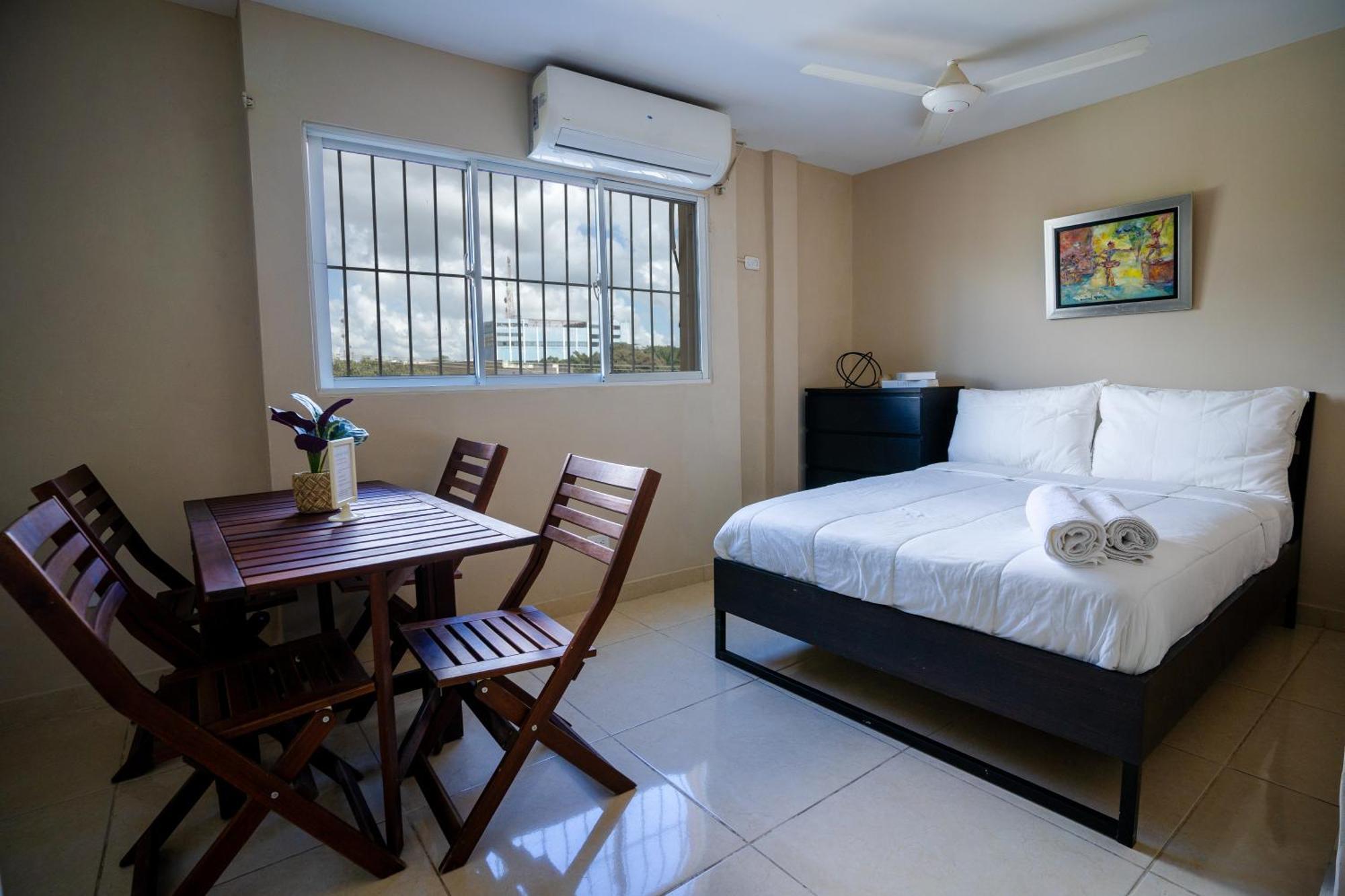 Apartamentos Roman ซานโตโดมิงโก ภายนอก รูปภาพ
